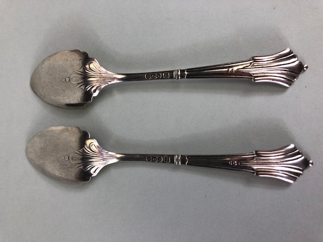 Pair of Edwardian Silver hallmarked and cased spoons, hallmarked for Sheffield 1905 by maker James - Image 7 of 11