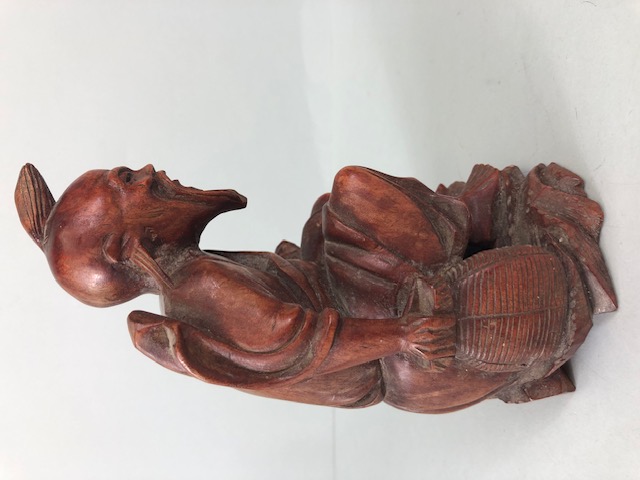 Oriental wooden carvings, to include Two Immortals a seated old man and a pair of children decorated - Image 19 of 21