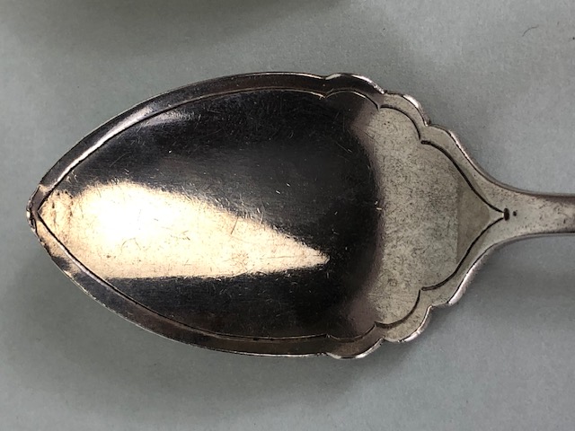 Pair of Edwardian Silver hallmarked and cased spoons, hallmarked for Sheffield 1905 by maker James - Image 6 of 11