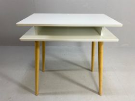 Contemporary style work station or computer desk by maker Habitat, approx 75cm x 45cm x 77cm