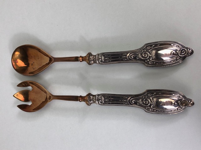 Silver handled and boxed Salad servers, long handled spoon and fork - Image 2 of 8