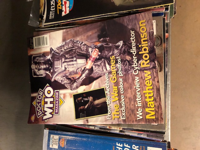 Dr WHO, Si-Fi Interest, collection of Dr Who memorabilia to include Scripts, Novels, Reference - Image 26 of 28