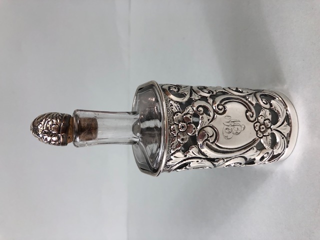 Collection of Silver topped Vanity Bottles six in total (As Found) various hallmarks and makers - Image 18 of 23