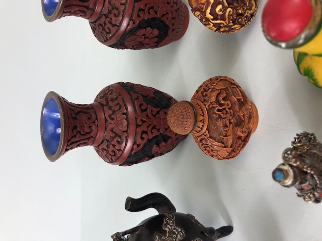 Collection of oriental collectables to include Chinese snuff bottles, decorated metal tea pots, - Image 3 of 10