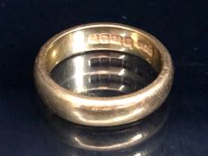 22ct Gold ring size approx 'I' and 6.3g