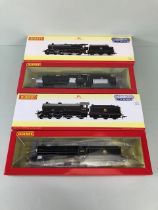 Hornby Trains 00 Gauge, R3451 Br Early Class B1 Locomotive No 61032 Stembok, in box and R3385TTS, BR