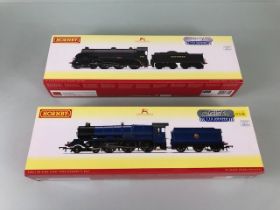 Hornby Trains 00 Gauge, R3527, SR 4-6-0 Class N15 Locomotive Camelot No 742. with Box, R3370TTs BR