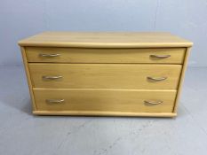 Modern low chest of three drawers, approx 94cm x 46cm x 51cm