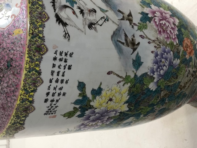 Oriental Ceramics ,large and impressive Chinese Famille Rose Vase, unmarked and unglazed base, the - Image 7 of 8