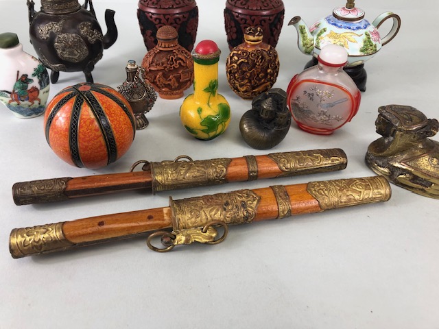 Collection of oriental collectables to include Chinese snuff bottles, decorated metal tea pots, - Image 8 of 10