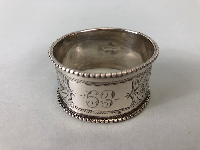 Silver hallmarked lined compact and two hallmarked silver napkin rings (total weight approx60g) - Image 2 of 8