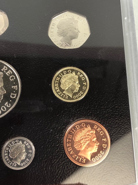 Proof coins, year 2000 sealed set of British proof coins in their box. What's past is Prologue - Image 10 of 10