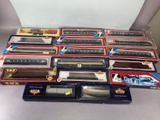 Railway, train interest, Quantity of mostly Lima OO scale rolling stock and carriages, along with