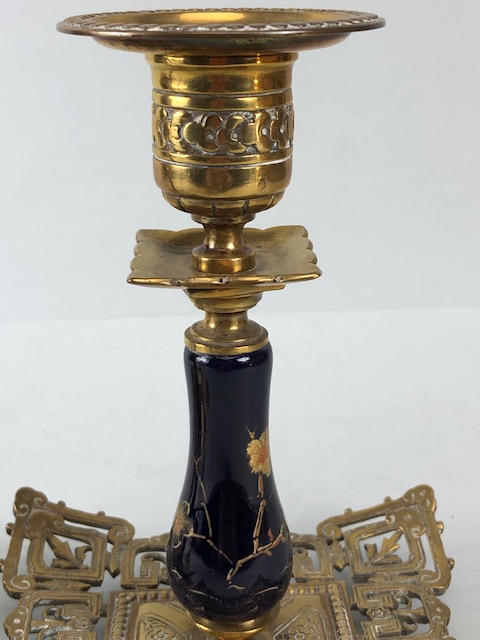Oriental interest, Pair of 19th century Chinoiserie brass candlesticks of open fret work , cobalt - Image 9 of 10