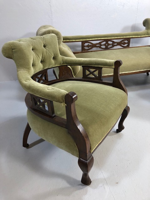 Victorian button-back chaise lounge with two matching elbow chairs - Image 2 of 13