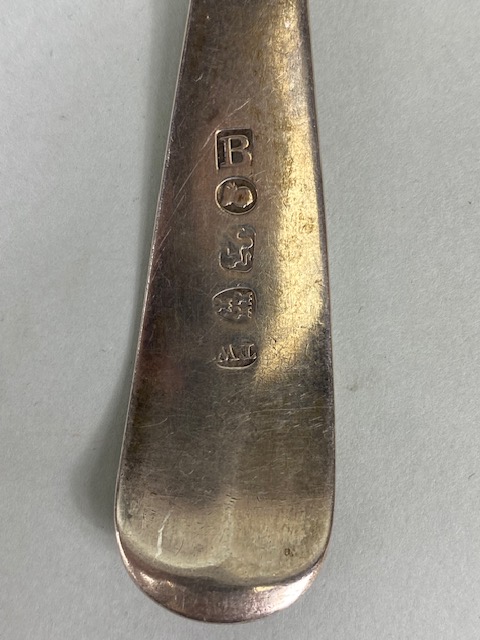 Six large Georgian Silver serving spoons each with engraved initials total weight approx 382g - Image 5 of 6