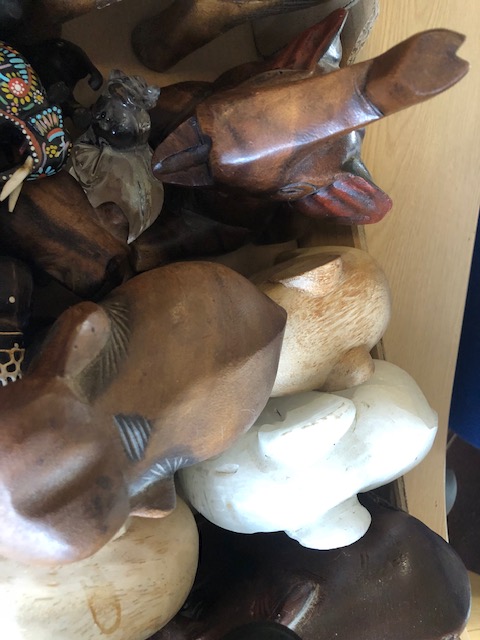 Collection of vintage and antique Elephant ornaments in a range of sizes to include Wooden, metal - Image 4 of 9
