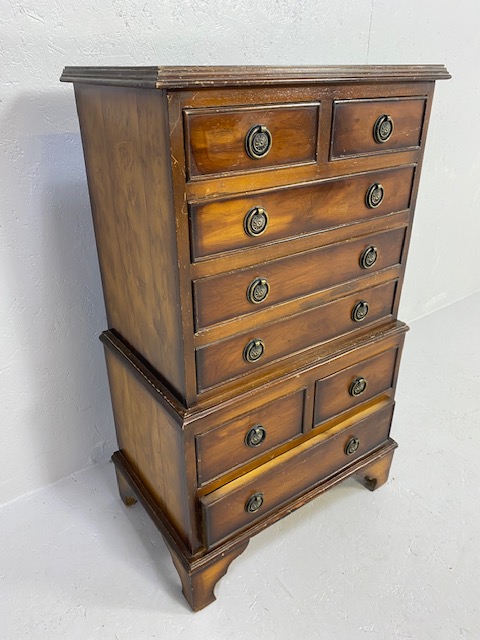 Modern nine drawer chest of drawers in a smaller size approx 82cm tall - Image 2 of 5
