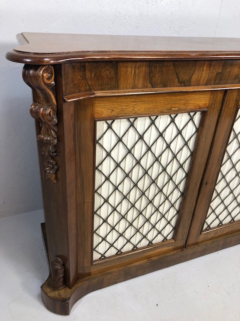 Antique Furniture, Victorian Rosewood Chiffonier, the twin doors with brass lattice work and pleated - Image 2 of 7