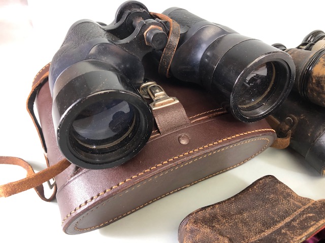 Vintage Binoculars and opera glasses, mostly in their cases, to include Zenith and Boss makes, 6 - Image 5 of 7