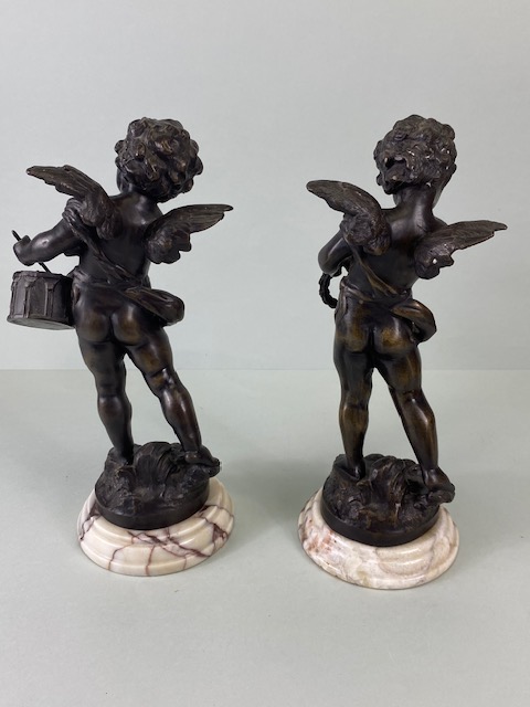 Bronze Figures, two 19th century style patinated bronze statues on marble bases of Putti playing - Image 8 of 14
