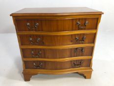 Serpentine chest of four drawers approx 74 x 33 x 72cm tall