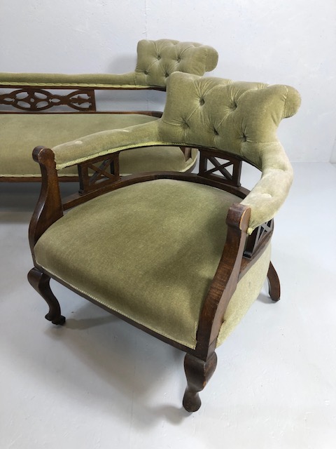Victorian button-back chaise lounge with two matching elbow chairs - Image 3 of 13