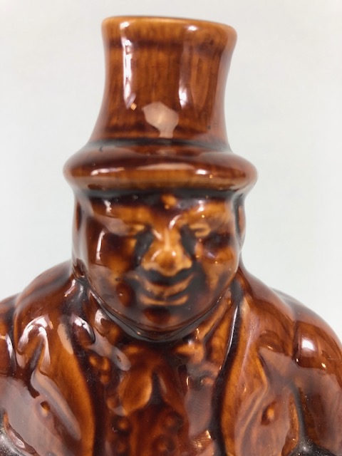 20th century treacle salt glaze bottle in the shape of a man sat on a barrel approximately 23cm - Image 5 of 7