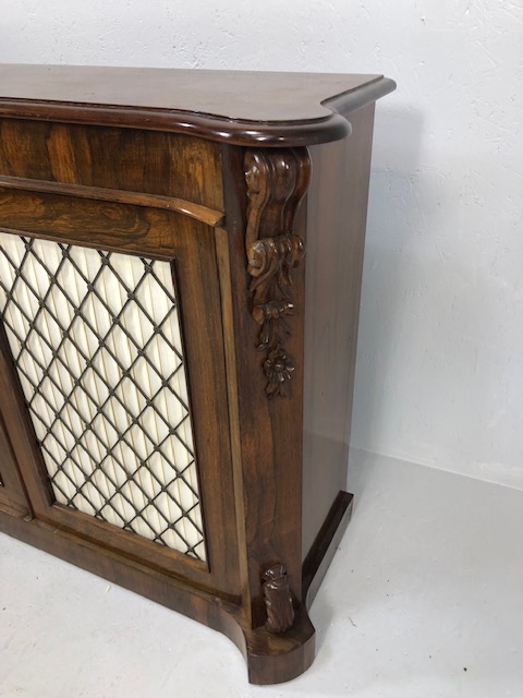 Antique Furniture, Victorian Rosewood Chiffonier, the twin doors with brass lattice work and pleated - Image 3 of 7
