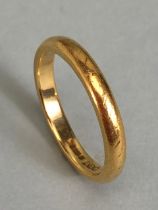 18ct Gold Band approx 3.1g & size 'K'