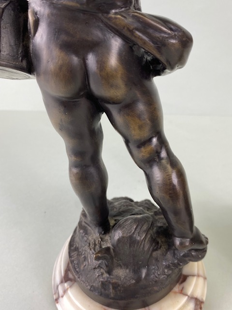 Bronze Figures, two 19th century style patinated bronze statues on marble bases of Putti playing - Image 10 of 14