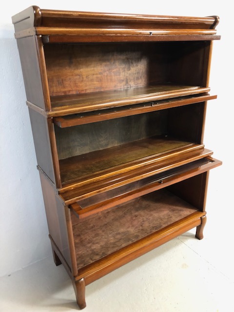 Three section Globe Wernicke bookcase with two leaded glazed panel doors, the lower stepped case - Image 7 of 8