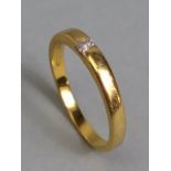 18ct Gold Band set with a single cushion cut Diamond size approx 'T' and total weight approx 4.5g