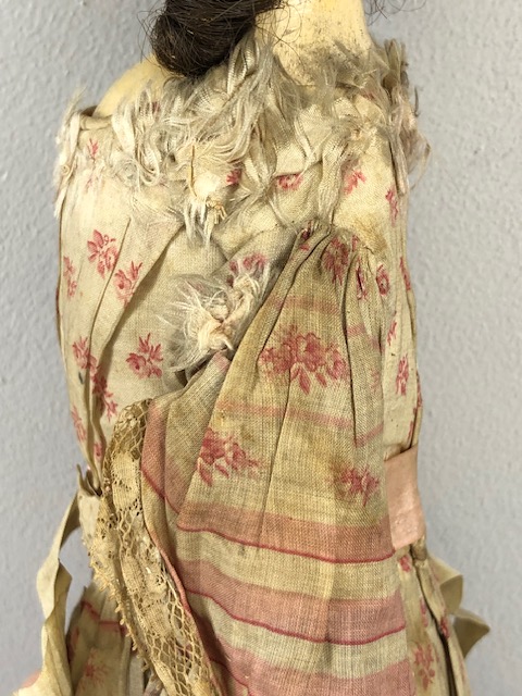 Antique doll, early 19th Century wood and cloth bodied doll with painted gesso face, silk clothes - Image 14 of 27
