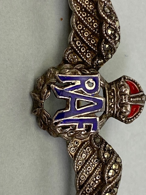 English silver hallmarked sweetheart brooches set with marcasites one for the Royal artillery the - Image 6 of 11