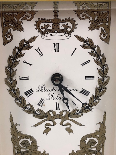 Carriage Clock, limited edition Garrard Buckingham palace carriage clock made specially for the - Image 2 of 9