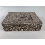Edwardian 1904 Silver hallmarked velvet lined box, with hinged lid and repousse design, depicting