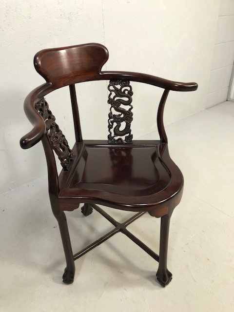 Antique reproduction furniture, faux rose wood Chinese colonial style corner chair with carved - Image 2 of 6