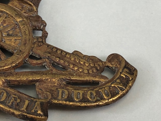 Militaria brooches and badges to include early 20th century RAF Sweetheart wings brooch and Royal - Image 13 of 17