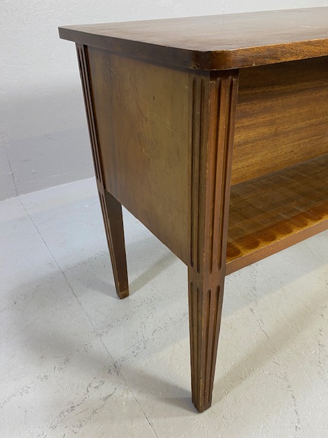 Mahogany library table with open bookshelves to either long side, with tapering fluted legs, - Image 2 of 5