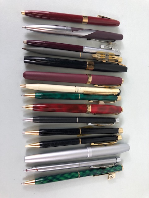 Sheaffer pens, collection of vintage ball point pens from the 1980s by Sheaffer in varying
