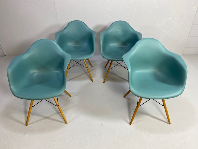 Vitra Eames plastic armchairs, design Charles and Ray Eames, set of four with outsplayed wooden - Image 2 of 17
