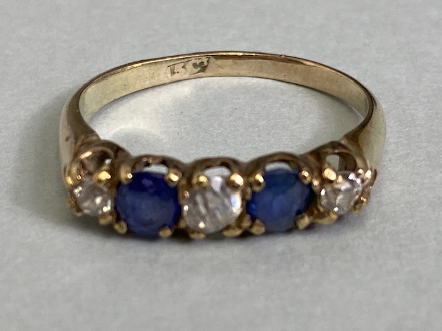 9ct yellow gold five stone ring set with two Sapphires and three diamonds in a liner setting - Image 2 of 5