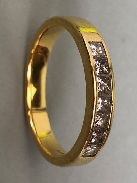 18ct Gold Diamond ring size 'T' set with Square Cushion cut Diamonds in a Pave setting (7 - Image 3 of 6