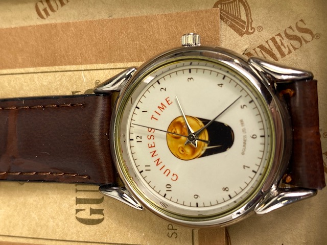 Vintage wrist watches, Limited special edition Guinness Time Gents strap watch in its tin, Ladies - Bild 2 aus 7