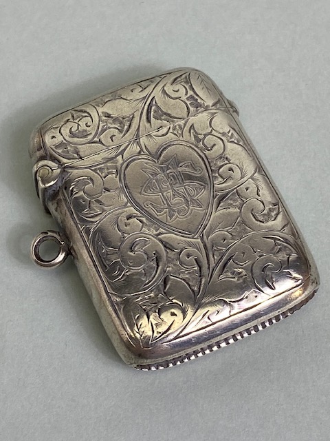 Antique silver English hall marked tot flask approximately 73.3g and a silver hallmarked vesta - Image 6 of 9