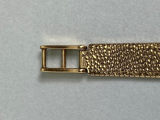 9ct gold vintage 1960s ladies OMEGA wrist watch on 9ct gold bark finish bracelet total length - Image 14 of 14