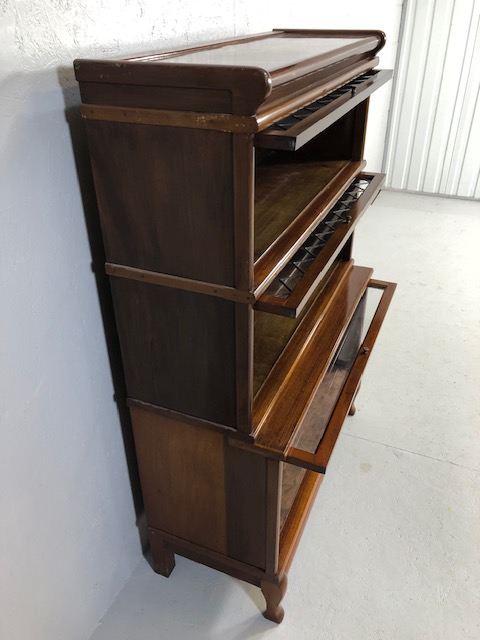 Three section Globe Wernicke bookcase with two leaded glazed panel doors, the lower stepped case - Image 8 of 8