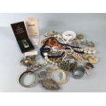 Collection of vintage costume jewellery to include, beads, bangles, earrings chains, brooches etc