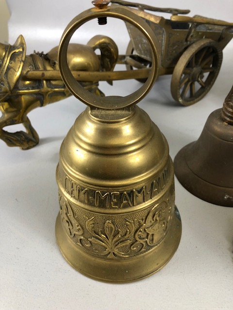 Vintage Brass ware, to include a pair of heavy horses pulling carts and Four bells, (the larger with - Image 3 of 9